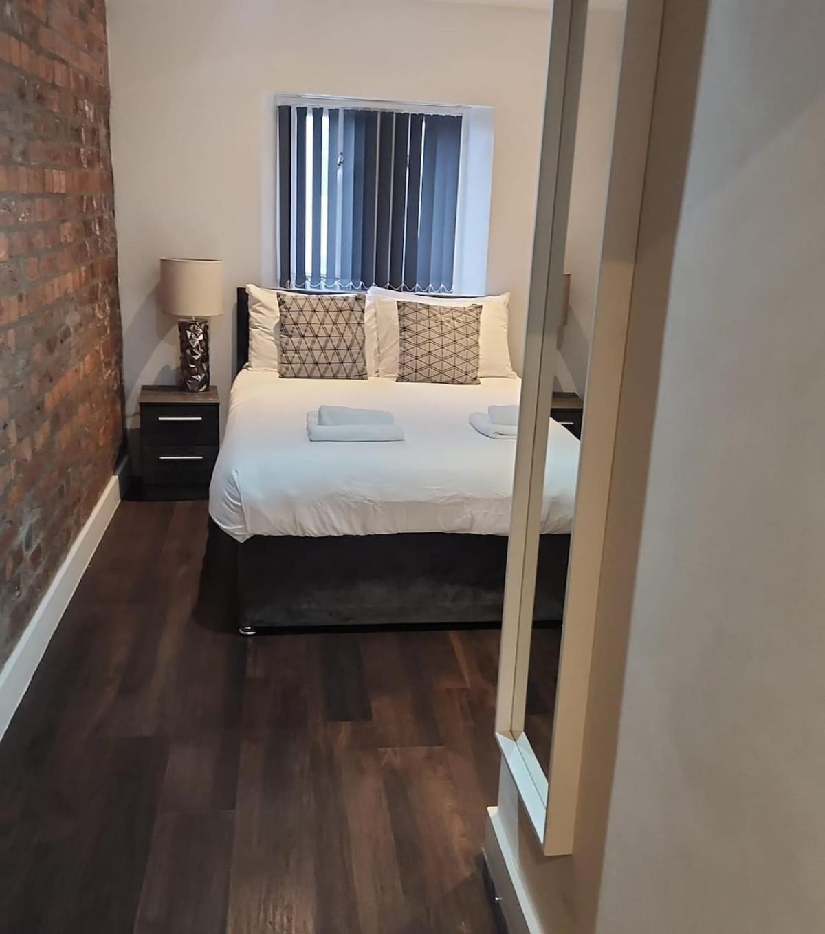 Apartment Castle Street - Centre 2 Bedroomed Sleeps 8 Liverpool